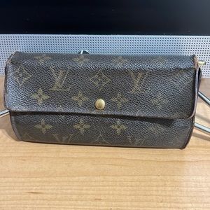 Louis Vuitton Sarah wallet